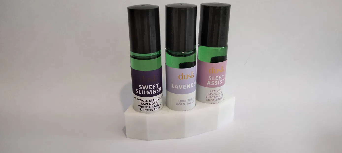 Người giữ sương mù ngủ trong hoàng hôn - Image 1