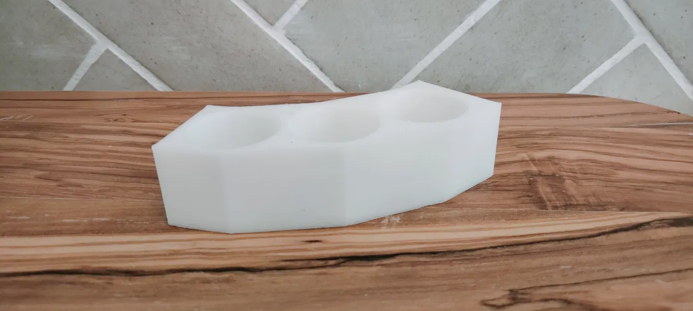 Người giữ sương mù ngủ trong hoàng hôn - Image 2