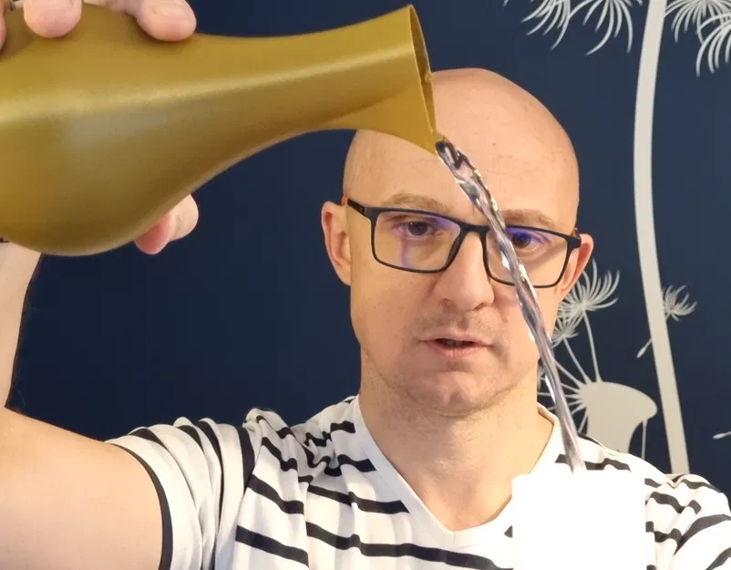 Bình tưới cây / Ca / Lọ hoa - Image 2