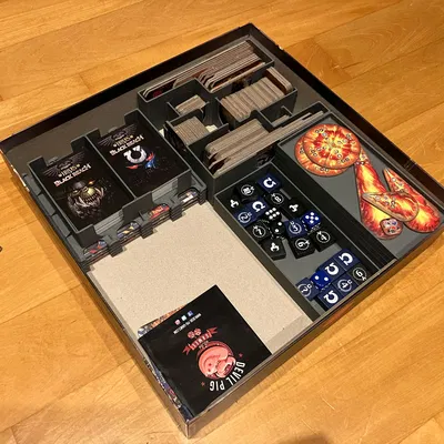 Hộp đựng đồ cho Warhammer 40,000: Heroes of Black Reach