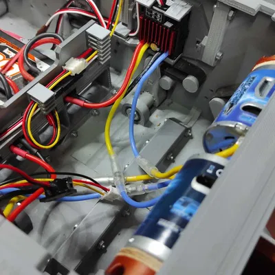 Mô Hình Xe Tăng RC KV-1 Tỉ Lệ 1:10