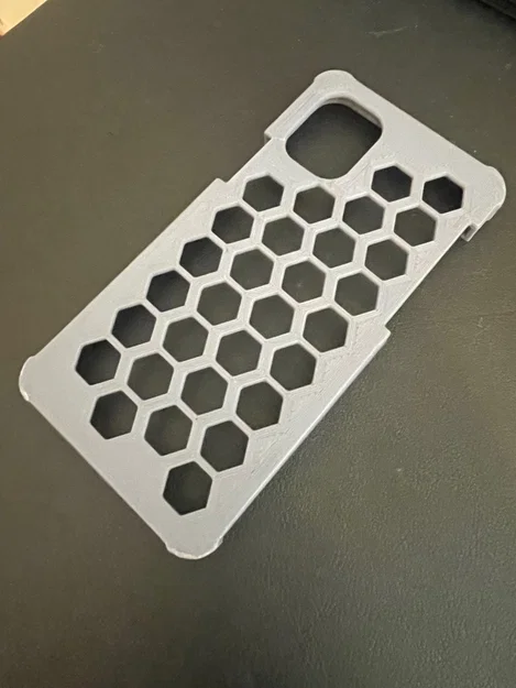 Ốp lưng điện thoại tùy chỉnh (Fusion360) - Image 1