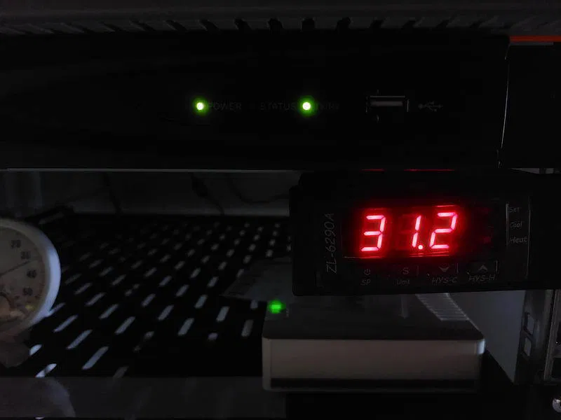 Giá đỡ tủ rack cho bộ điều nhiệt ZL-6290A - Image 5