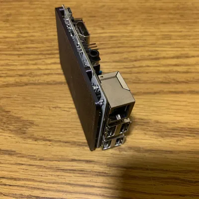 Chân đế nhẹ không cần ốc vít cho Le Potato / Pi 3