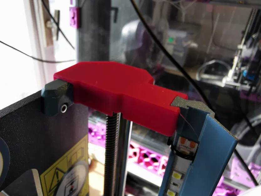 Giá đỡ dải LED cho MK3/MK4 phiên bản 2 - Image 1