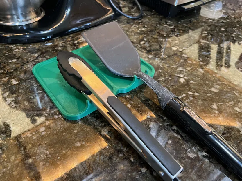 Chỗ Gác Muỗng Đôi - Image 1