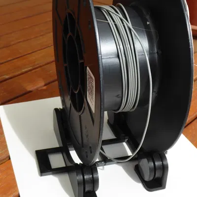 Thêm một cái giá đỡ cuộn dây nữa nè