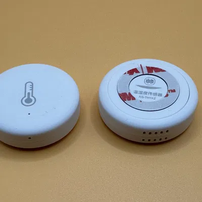 Giá Treo Cảm Biến Nhiệt Độ Tuya (XS-TH11Z / TT001ZAV20)