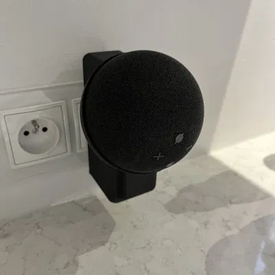 Amazon Echo Dot 5 và 4 ổ cắm