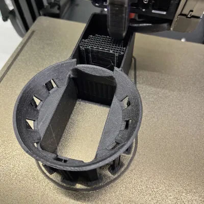 Amazon Echo Dot 5 và 4 ổ cắm