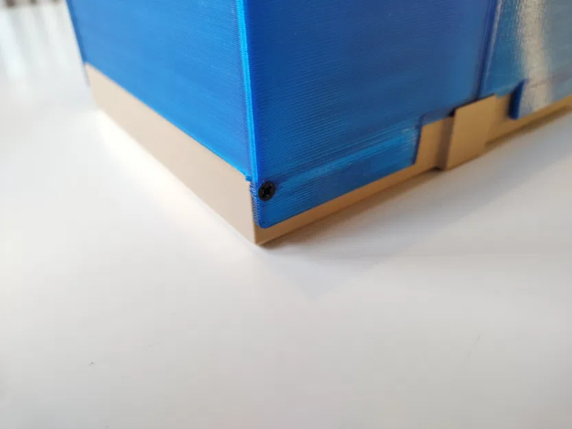 Hộp đựng máy cạo râu Philips Multigroom Serie 7000 19-in-1 - Image 5