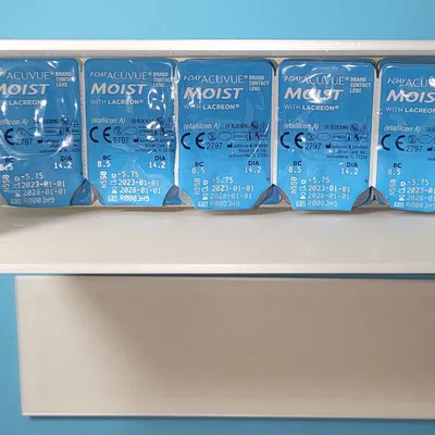 Hộp Đựng Kính Áp Tròng