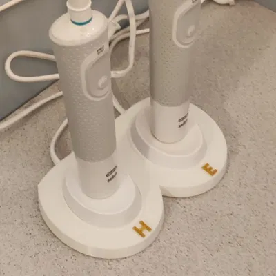 Kệ Đựng Bàn Chải Oral B