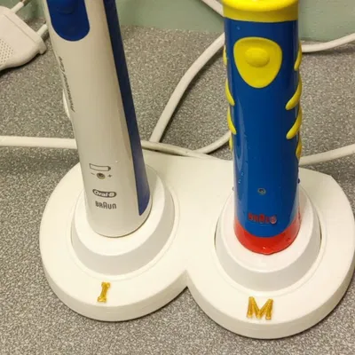 Kệ Đựng Bàn Chải Oral B