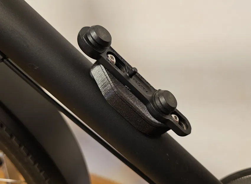 Vỏ Case Gắn Samsung Galaxy SmartTag 2 Lên Xe Đạp - Image 2