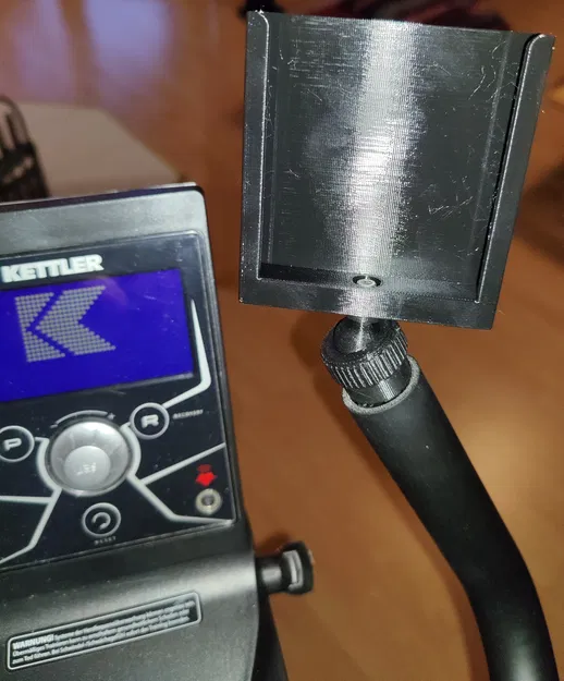 Remix từ Khớp Cầu - Đế Giữ Điện Thoại Kettler Tour 7 - Image 1