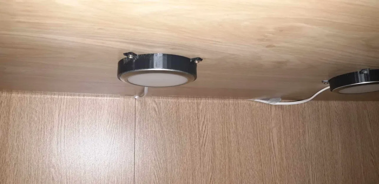 LED vị trí hỗ trợ 8001-78HV - Image 1