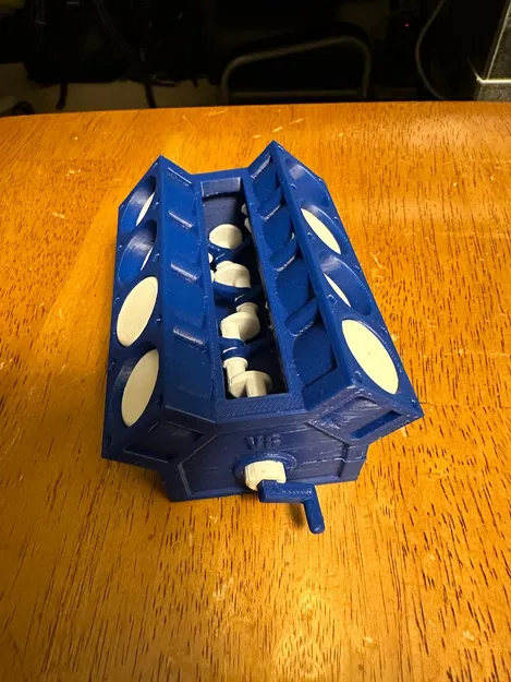 Động cơ V8 có lỗ xem - Image 1