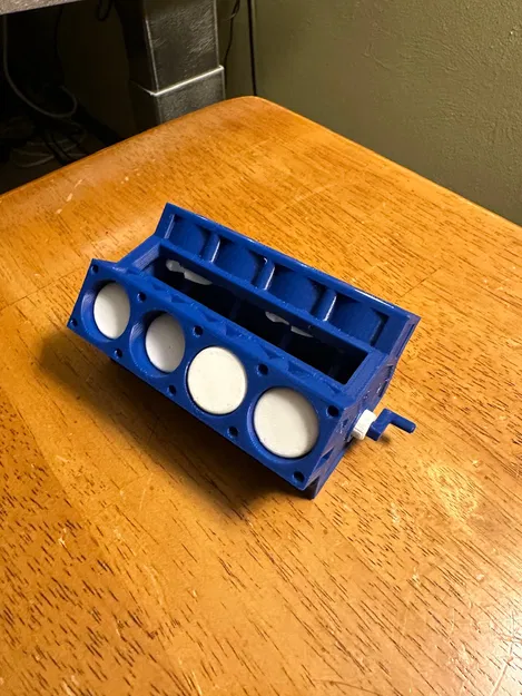 Động cơ V8 có lỗ xem - Image 2