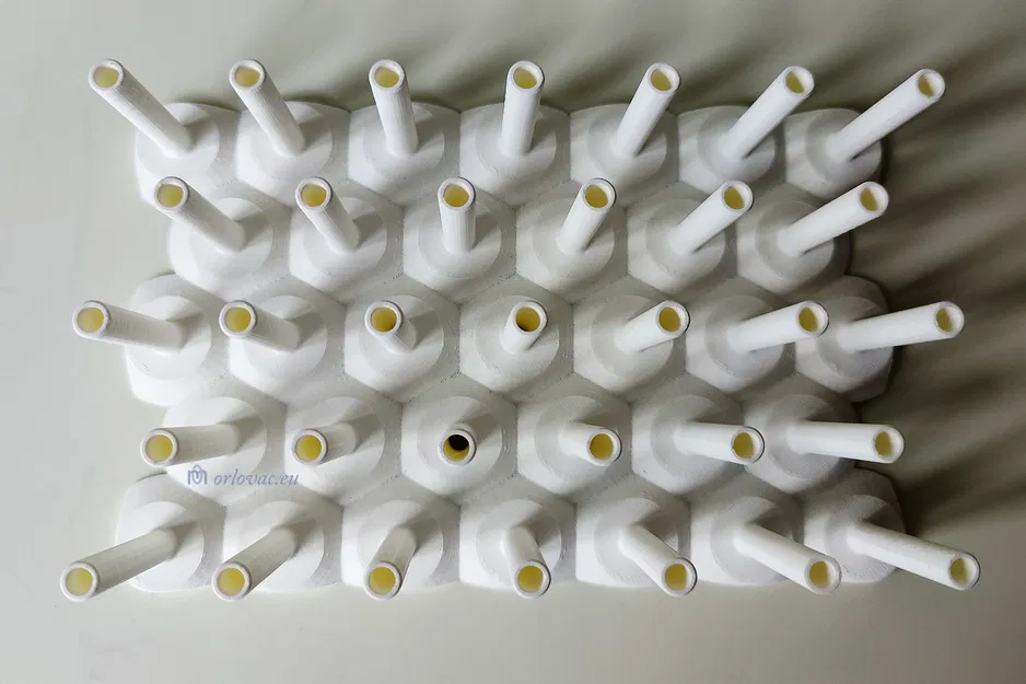 Giá Đựng Cuộn Chỉ May - Image 3