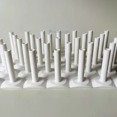 Giá Đựng Cuộn Chỉ May