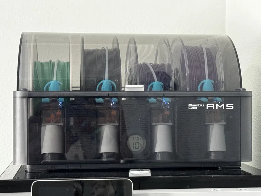 Hộp hút ẩm lớn hơn với tỷ trọng kế - Image 1