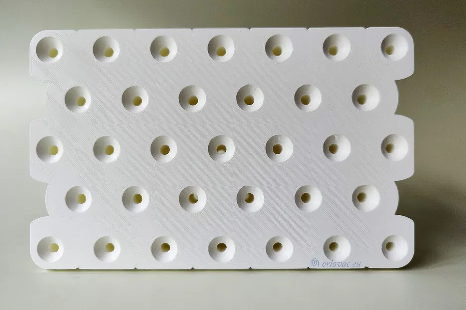 Giá Đựng Cuộn Chỉ May - Image 8