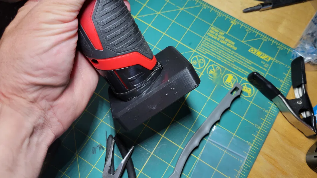 Đế Pin Milwaukee M12 - Image 2