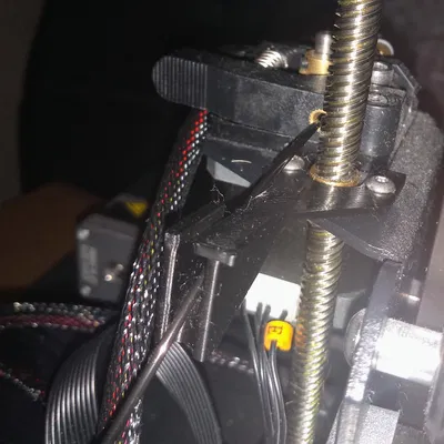 Chắn Sợi Filament Chếch Xuống Cho Ender 3