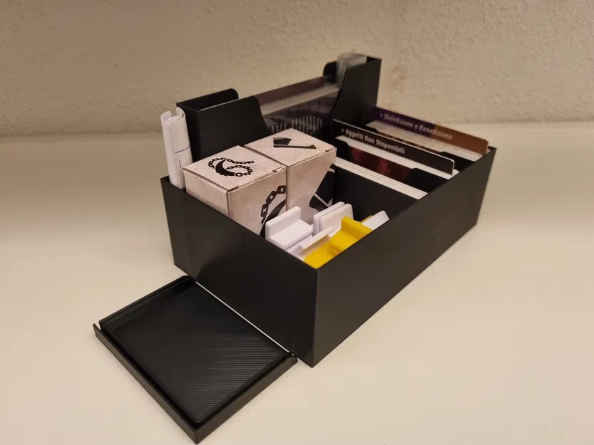 Hộp Đựng Thẻ Gloomhaven Jaws of The Lion - Image 1