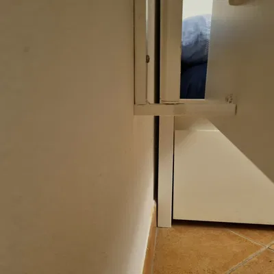 Chống rung bàn Ikea NORBERG