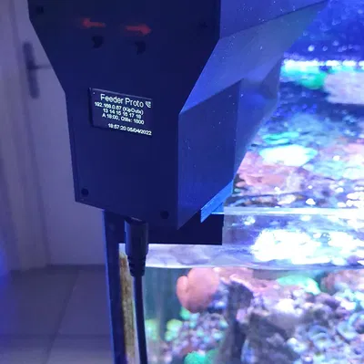 Máy cho cá ăn kết nối mạng