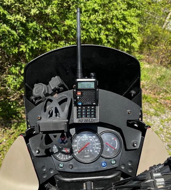 Bao Da Baofeng UV-5R Gắn Xe Máy - Image 1