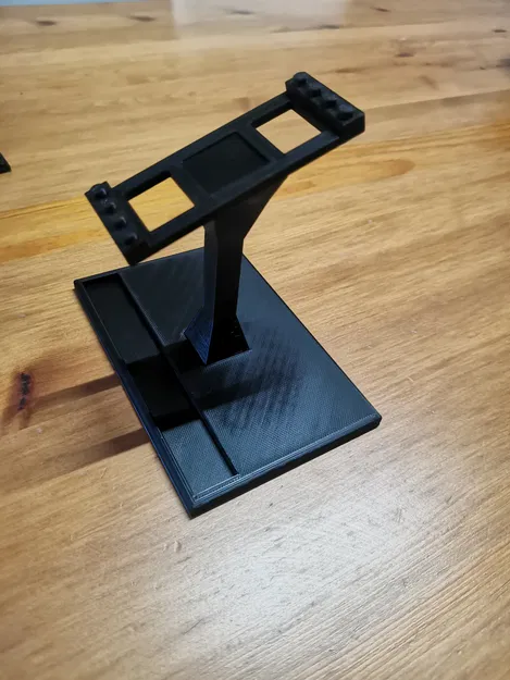 LEGO 10300 DeLorean - Image 2