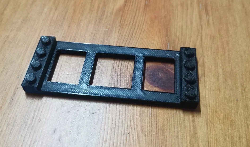 LEGO 10300 DeLorean - Image 3