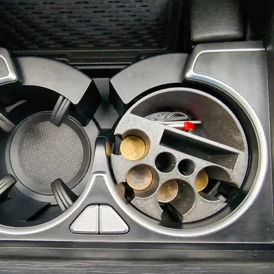 Kệ đựng xu Euro cho Mercedes GLS X167