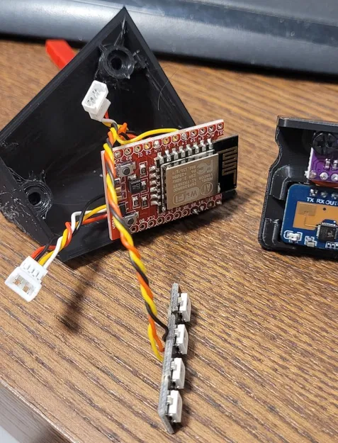 Cảm biến hiện diện ESP8266, LD2410C, BME280 và Đèn LED Status WS2812 - Image 5