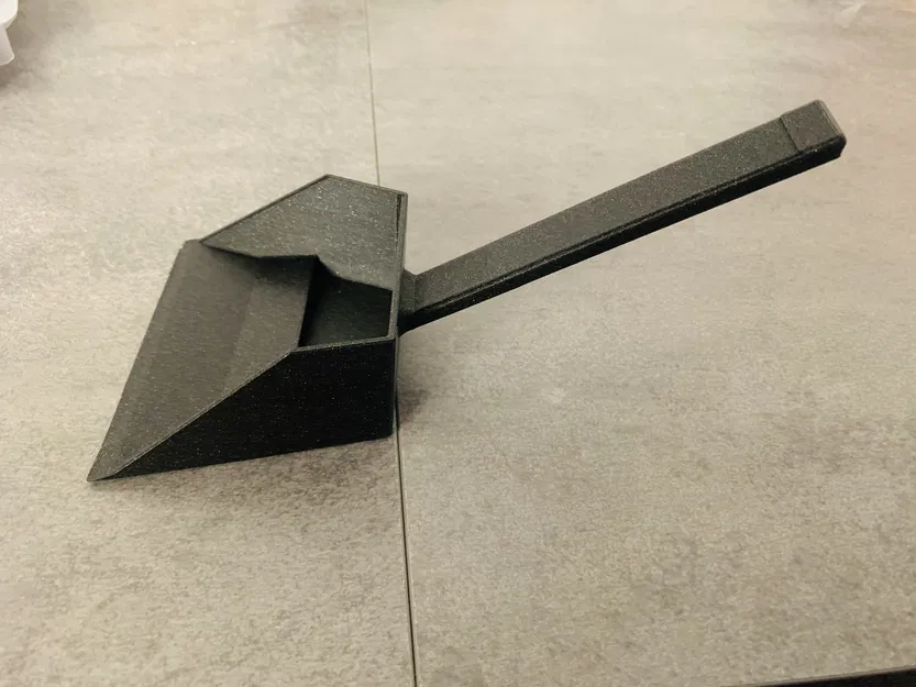 Muỗng Xẻng Dọn Chuồng Thỏ / Rabbit Scoop - Image 2