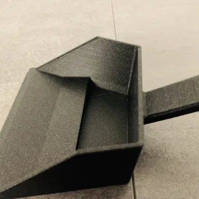 Muỗng Xẻng Dọn Chuồng Thỏ / Rabbit Scoop