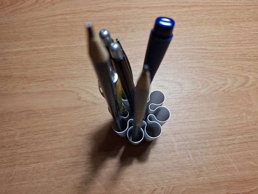 Chân cắm bút kiểu xoăn - Image 2