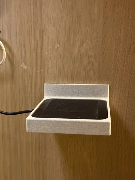 Giá đỡ Quadlock gắn tường sạc không dây - Image 2