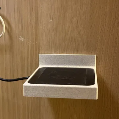 Giá đỡ Quadlock gắn tường sạc không dây