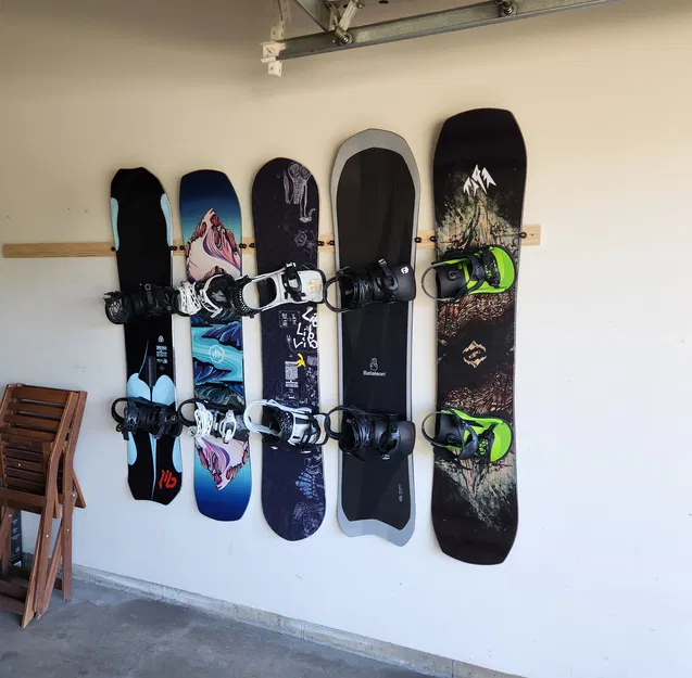 Giá Treo Ván Trượt Tuyết Lên Tường - Image 1