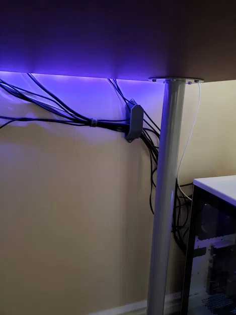 Kẹp giữ dây cáp để quản lý dây - Image 1