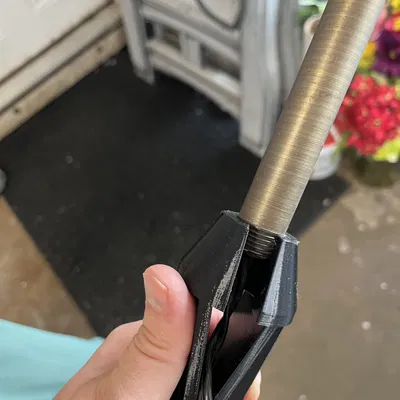 Cọc Giữ Đèn Sân Vườn