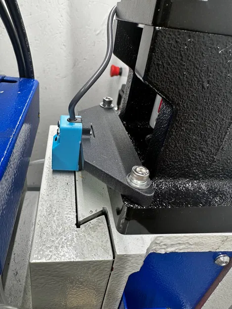 Giá đỡ Cảm biến Tiệm cận CNC PM728 - Image 2