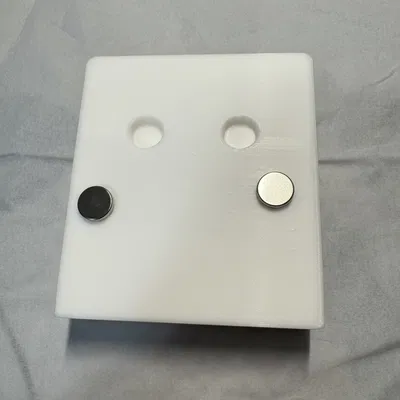 Giá đỡ Remote dải đèn LED (có khe cắm nam châm)