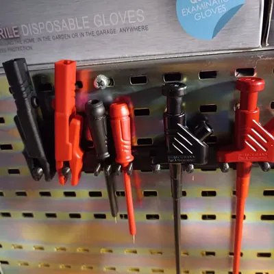 Kệ giữ đầu dò đo lường HIRSCHMANN