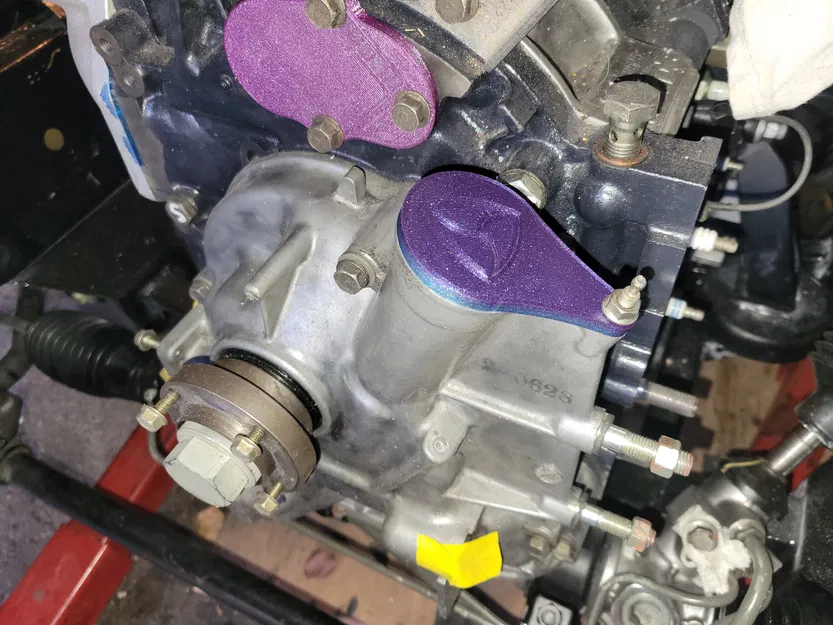 Nắp che lỗ CAS động cơ 13B - Image 1