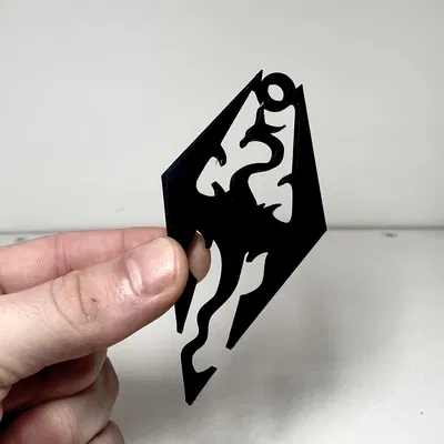 Mặt Dây Chuyền Rồng Skyrim